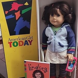 American Girl LINDSEY Doll PLEASANT COMPANY ! FIRST EVER GOTY AMERICAN GIRL DOLL